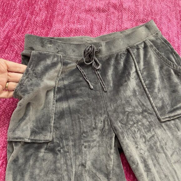 House Of Harlow 1960 Velour Velvet Jogger Pants Gray Size Medium - Picture 2 of 8